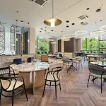 Voco By Ihg 4*