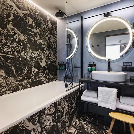 Voco By Ihg Hotel 4*