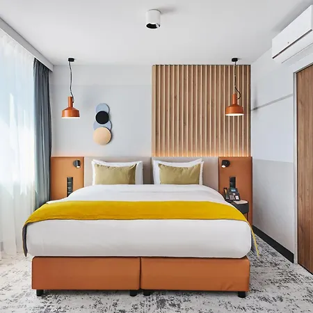 Hotel Voco By Ihg 4*