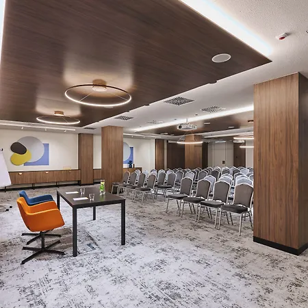 Готель Voco By Ihg 4*