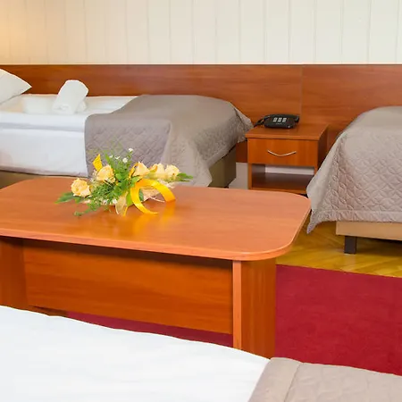 Voco By Ihg Hotell Katowice