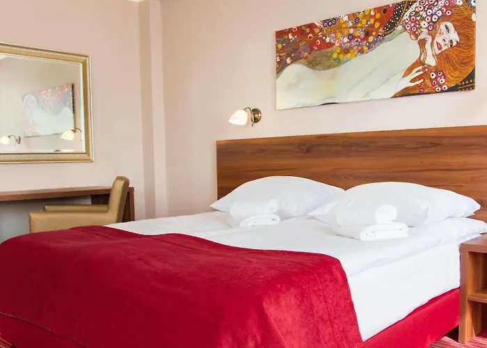 Hotel Voco By Ihg 4*